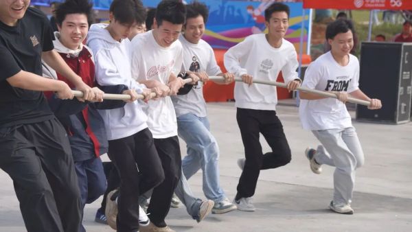 【畫(huà)卷】趣味運動會(huì)這(zhè)麽精彩，還(hái)要(yào)什(shén)麽标題！