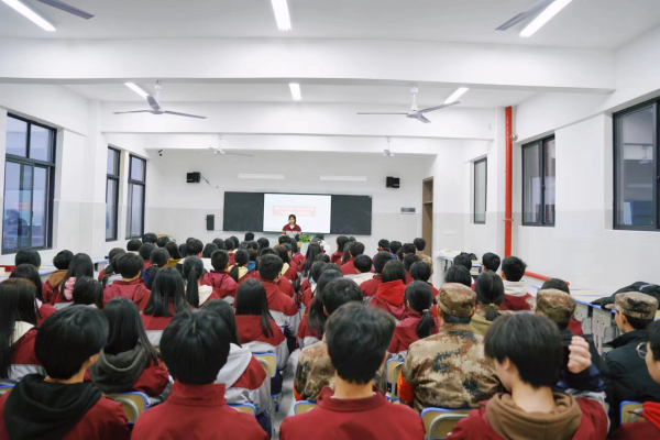 【快(kuài)訊】初心如(rú)磐，笃行(xíng)緻遠(yuǎn)——我校(xiào)召開(kāi)學生(shēng)會(huì)2022-2023學年(nián)第一(yī)學期期末總結大(dà)會(huì)
