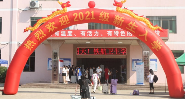 【直擊開(kāi)學現(xiàn)場(chǎng)】2021年(nián)度“大(dà)片”上(shàng)映，新一(yī)波“神獸們”開(kāi)始“歸籠”了(le)！
