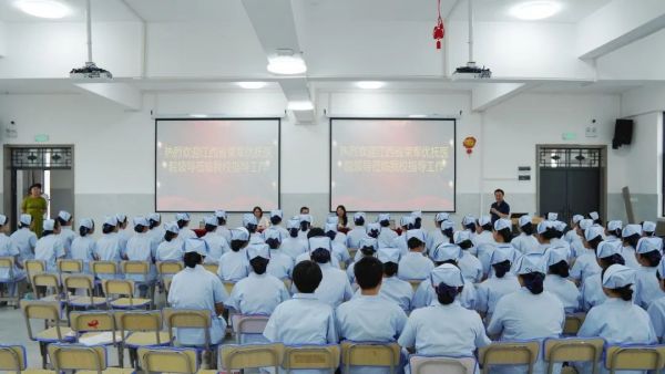 【快(kuài)訊】江西(xī)省榮軍優撫醫(yī)院領導一(yī)行(xíng)莅臨我校(xiào)開(kāi)展實習(xí)生(shēng)選拔工(gōng)作(zuò)